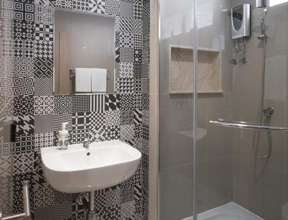 China Cozy Asoke Otel Bangkok Dış mekan fotoğraf